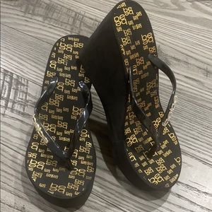 Bebe platform flip flops